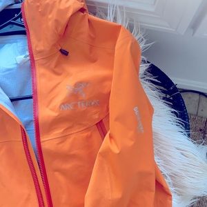 Women’s Arcteryx Beta LT XSmall Gore-Tex Pro